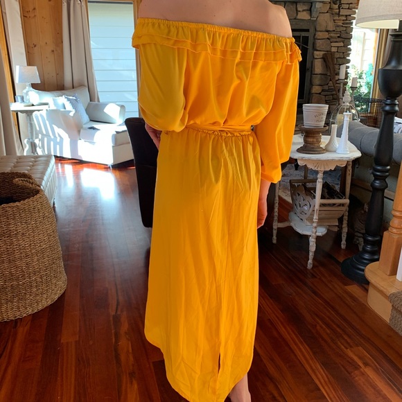 ✨ Romantic Ruffled Yellow Dress - Picture 4 of 5
